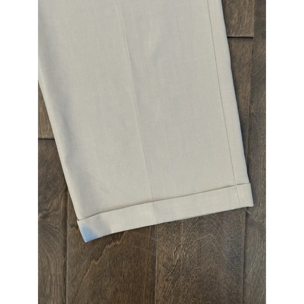 Haggar Repreve Tan Beige Pleated Pants Men's 42X30‎ Classic Fit Expandable Waist